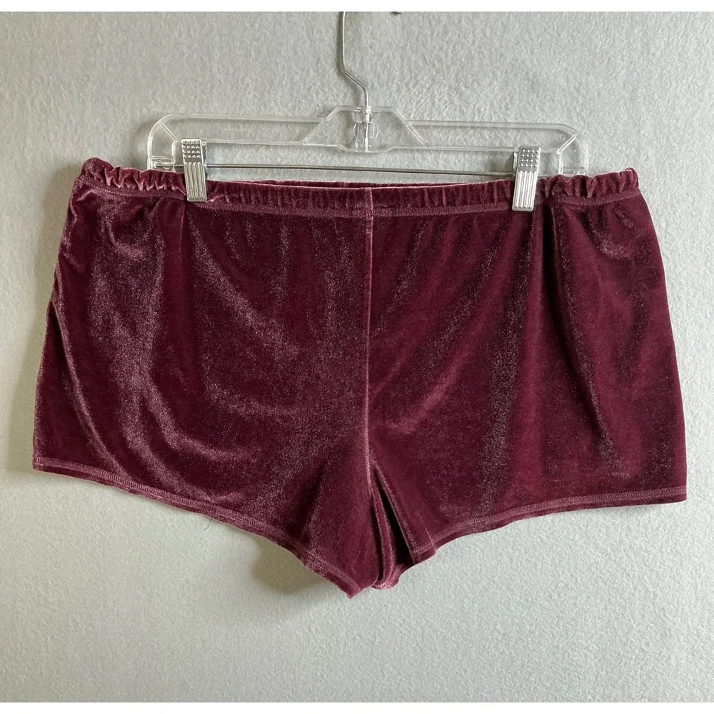 PINK Victoria's Secret L-XL Velvet Pajama Shorts Burgundy - Picture 3 of 8